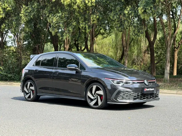 Volkswagen Golf GTI — Фото автомобиля 5