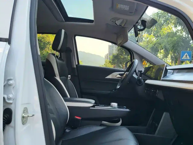 Geely Geometry E Firefly — Фото автомобиля 8