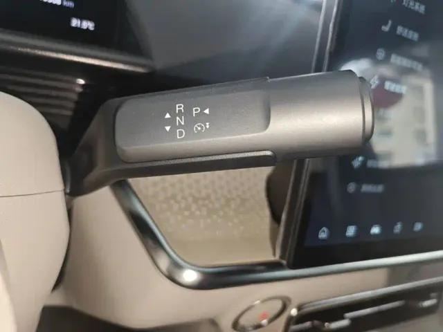 Toyota BoZhi 3X — Фото автомобиля 15