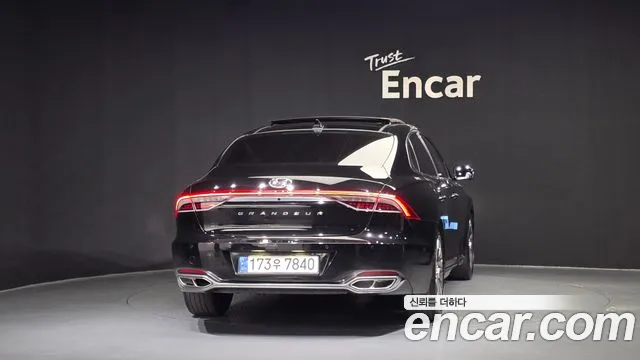 Hyundai Grandeur Новый Grandeur IG — Фото автомобиля 4