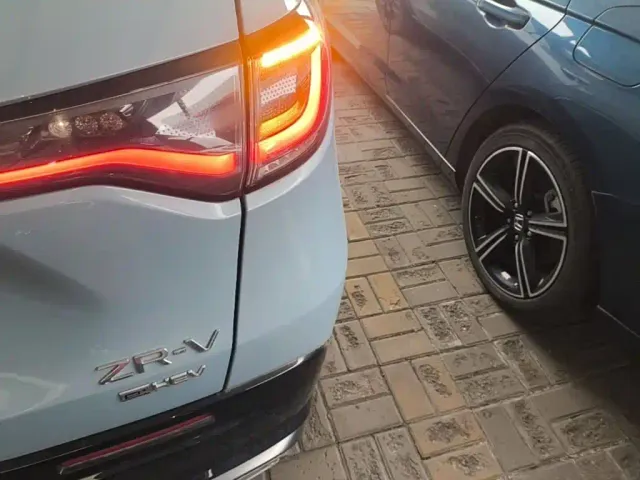 Honda ZR-V — Фото автомобиля 7