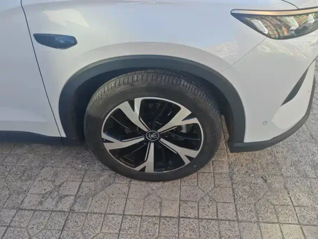 BYD Song Pro — Фото автомобиля 6