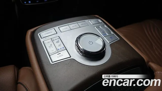 Genesis G80 RG3 — Фото автомобиля 30