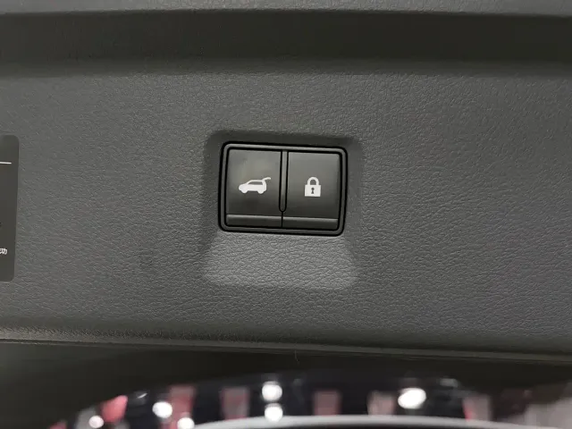 Nissan Terra — Фото автомобиля 11