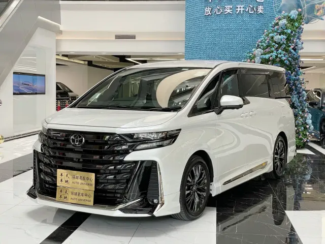 Фотография автомобиля — Toyota Vellfire