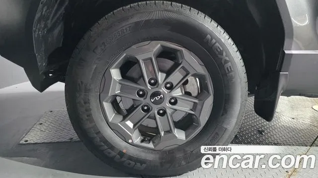 Kia Tasman Tasman 2.5T Бензин 4WD — Фото автомобиля 5
