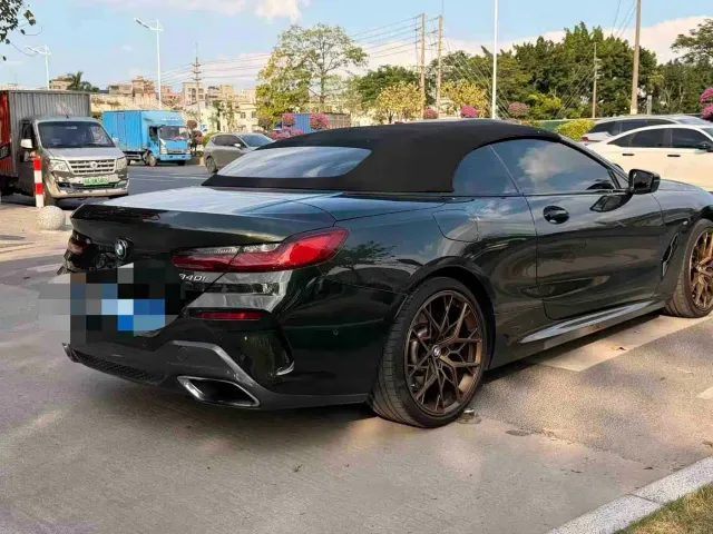 BMW 8 Series — Фото автомобиля 5
