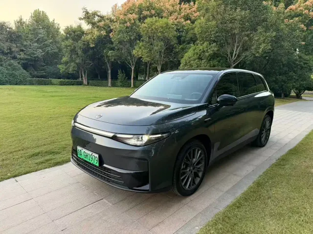 Leapmotor C10 — Фото автомобиля 2
