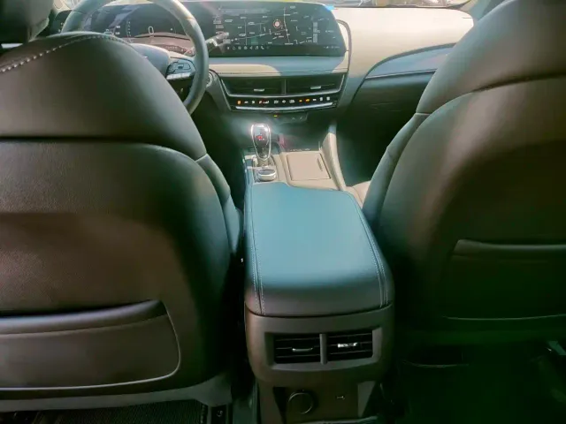 Cadillac CT5 — Фото автомобиля 22