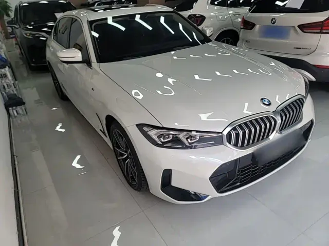 BMW 3 Series — Фото автомобиля 3