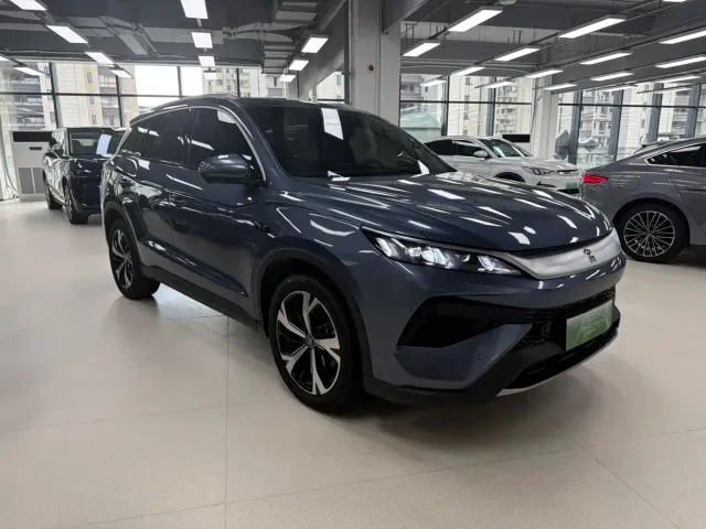 BYD Song Pro — Фото автомобиля 3