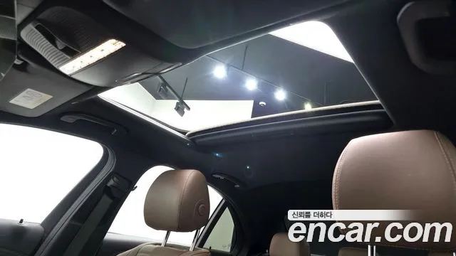 Mercedes-Benz E-Class — Фото автомобиля 18