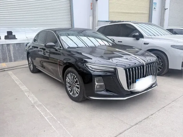 Hongqi H5 — Фото автомобиля 3