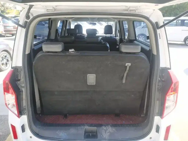 Wuling Zhengcheng — Фото автомобиля 18