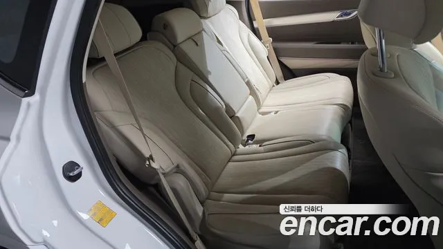 Genesis GV80 — Фото автомобиля 17