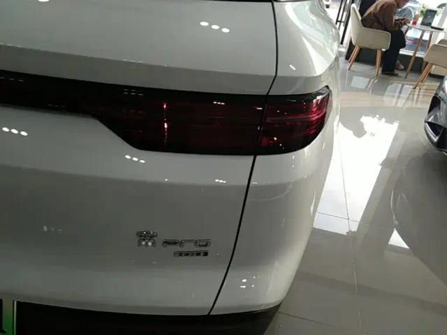 BYD Song Pro — Фото автомобиля 7
