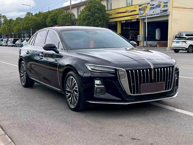 Hongqi H5 — Фото автомобиля 3