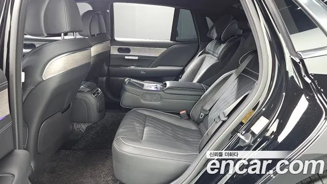 Genesis G90 Бензин 3.5 турбо AWD — Фото автомобиля 10
