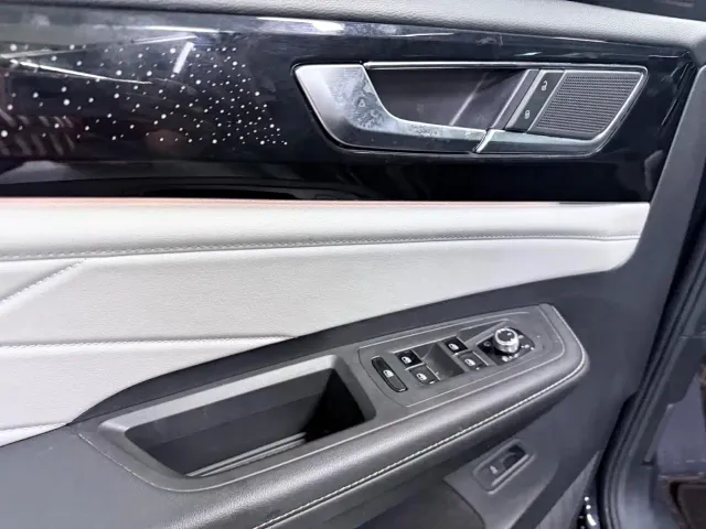 Volkswagen Teramont — Фото автомобиля 7