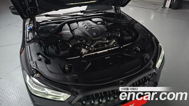 BMW 8-Series — Фото автомобиля 6