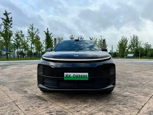 Li Auto L6 — Фото автомобиля 2
