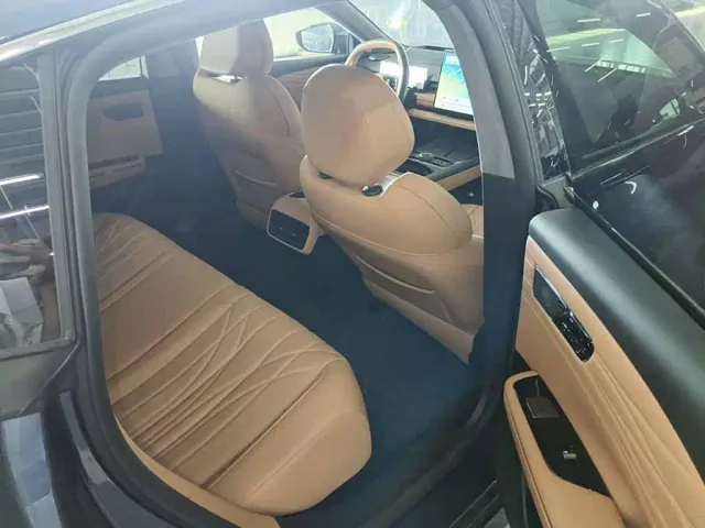 Geely Galaxy Xingyao 8 — Фото автомобиля 11