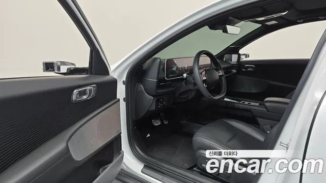 Hyundai Ioniq 6 — Фото автомобиля 15