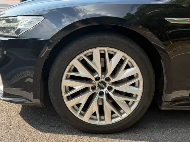Audi A7L — Фото автомобиля 4