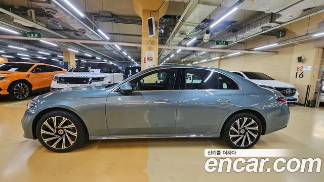 Mercedes-Benz E-Class E-класс W214 E300 4MATIC Exclusive — Фото автомобиля 5