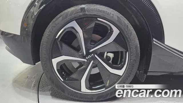 Kia EV6 — Фото автомобиля 18
