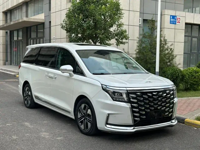 JAC Refine RF8 — Фото автомобиля 3