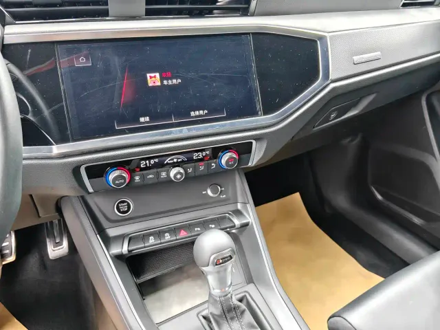 Audi Q3 — Фото автомобиля 4