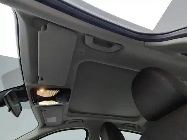 BMW i3 — Фото автомобиля 14