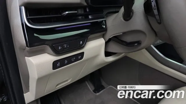 Kia Carnival — Фото автомобиля 29