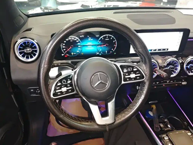 Mercedes-Benz GLB-Class — Фото автомобиля 2