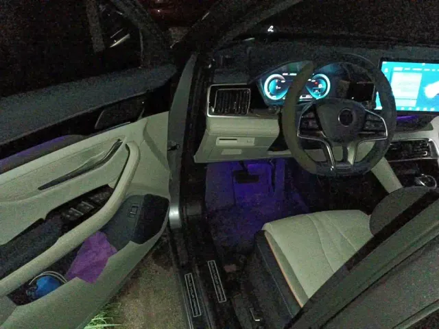 BYD Song PLUS — Фото автомобиля 12