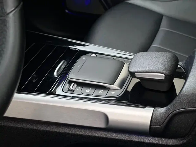 Mercedes-Benz GLB-Class — Фото автомобиля 15