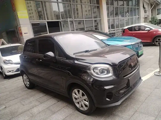 Leapmotor T03 — Фото автомобиля 3