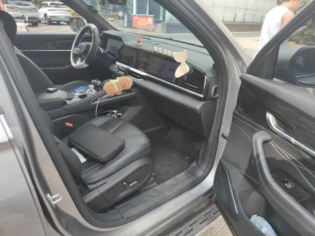 Geely Xingyue L — Фото автомобиля 19