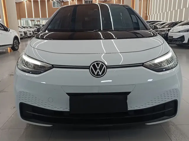 Volkswagen ID.3 — Фото автомобиля 2