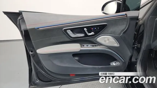 Mercedes-Benz EQS — Фото автомобиля 19