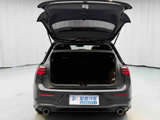 Volkswagen Golf GTI — Фото автомобиля 13