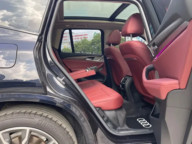 BMW X3 — Фото автомобиля 27