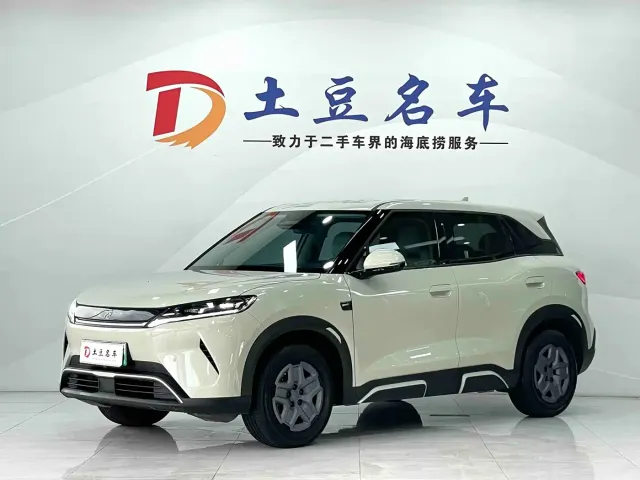 Фотография автомобиля — BYD Yuan UP