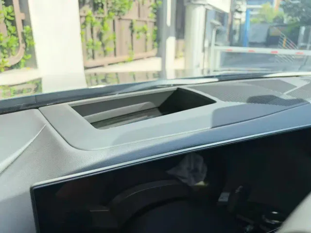 BMW 5 Series — Фото автомобиля 18