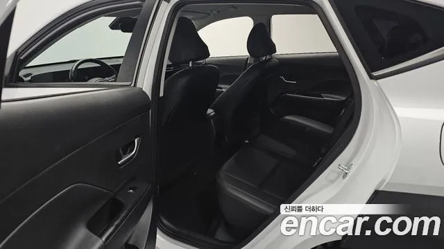 Hyundai Kona — Фото автомобиля 18