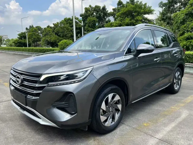 Фотография автомобиля — GAC Trumpchi GS4