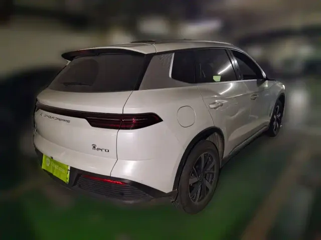 BYD Song Pro — Фото автомобиля 4