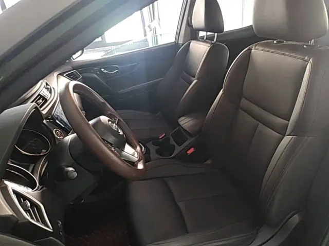 Nissan Qashqai — Фото автомобиля 14