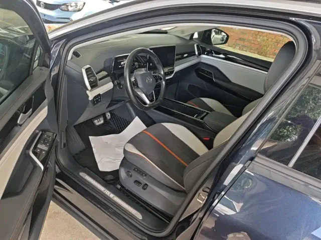 Volkswagen ID.6 Crozz — Фото автомобиля 15